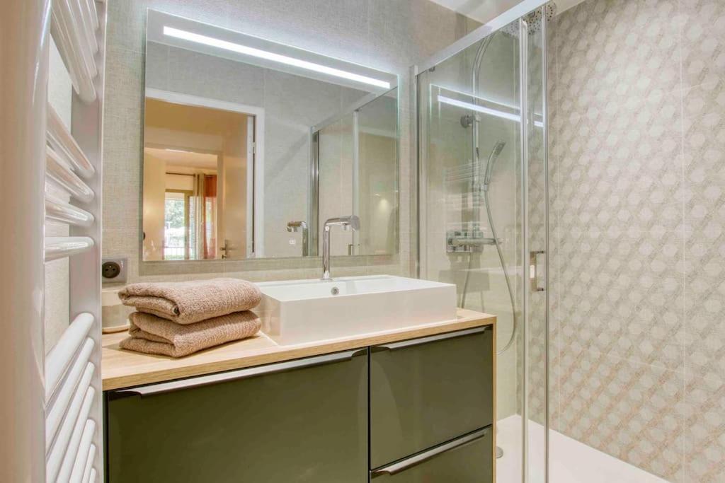 Appartement Piscine Tennis Acces Prive Plage Joia 滨海萨纳里 外观 照片