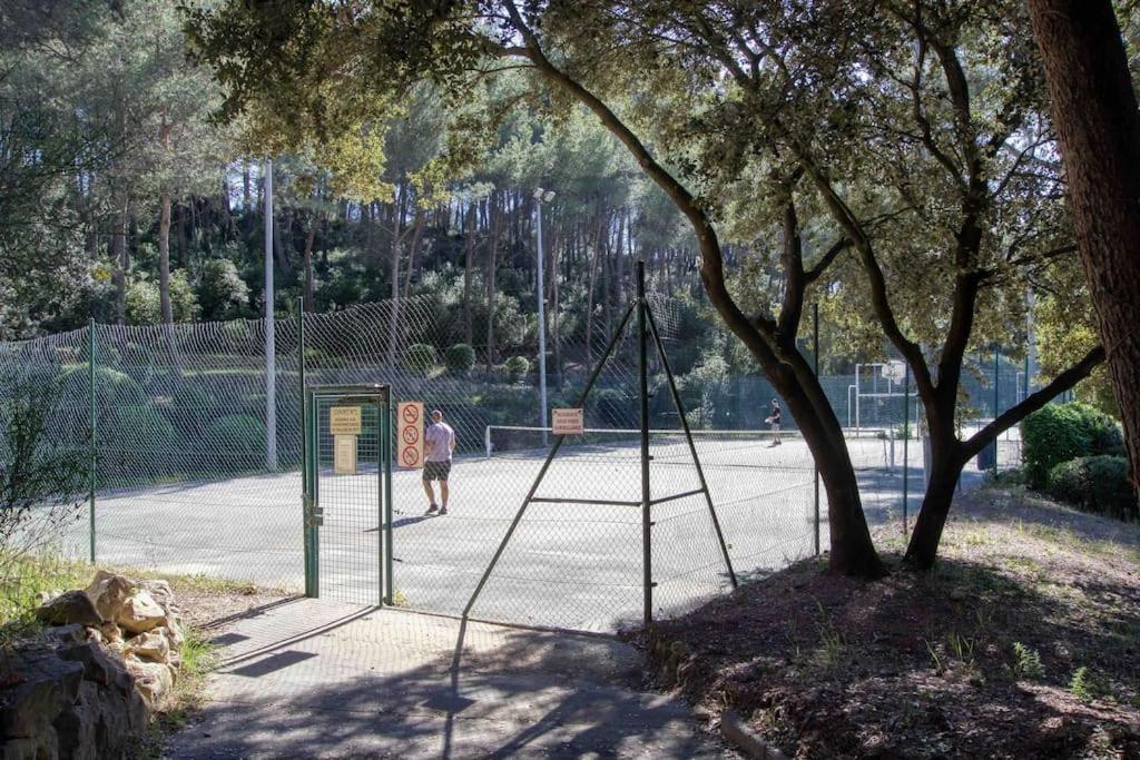 Appartement Piscine Tennis Acces Prive Plage Joia 滨海萨纳里 外观 照片