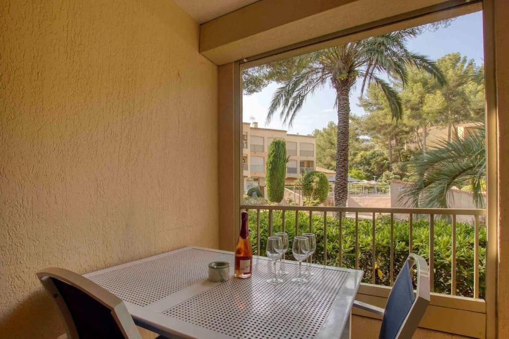 Appartement Piscine Tennis Acces Prive Plage Joia 滨海萨纳里 外观 照片