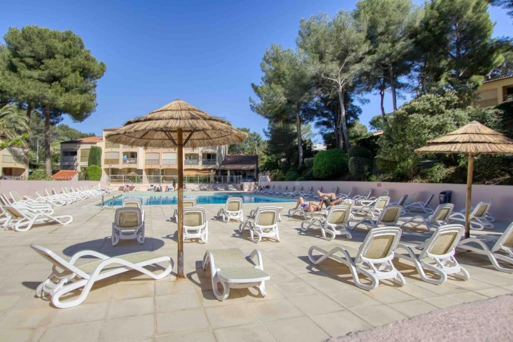 Appartement Piscine Tennis Acces Prive Plage Joia 滨海萨纳里 外观 照片