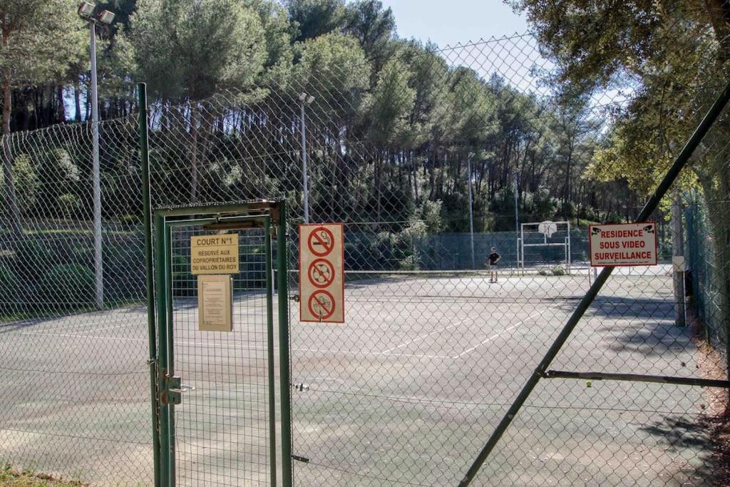 Appartement Piscine Tennis Acces Prive Plage Joia 滨海萨纳里 外观 照片