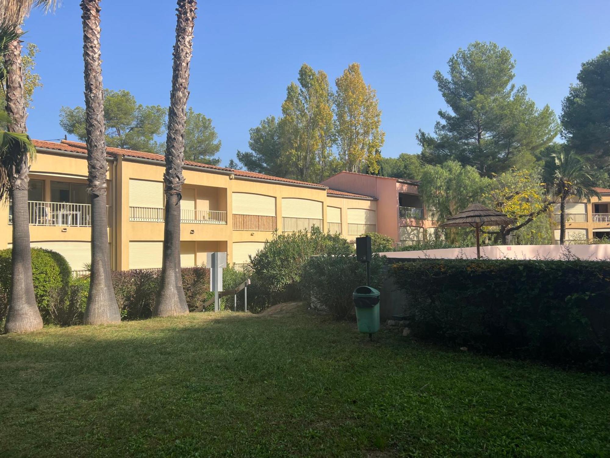 Appartement Piscine Tennis Acces Prive Plage Joia 滨海萨纳里 外观 照片